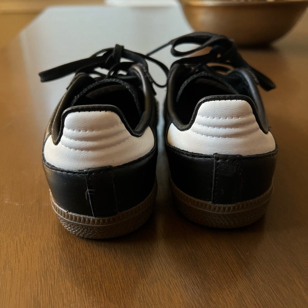 Kids Adidas Samba Black Sneakers | Size 10 1/2 - Picture 4 of 4